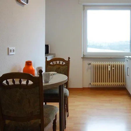 Apartment Stunning In W/ Wifi And 1 Bedrooms *