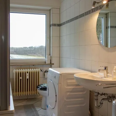 Apartment Stunning In W/ Wifi And 1 Bedrooms